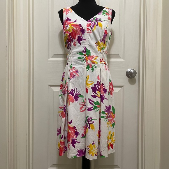 Chaps Dresses & Skirts - Chaps Sleeveless Floral Dress White Cotton Blend V-Neck Pleated Fit & Flare Sz 4